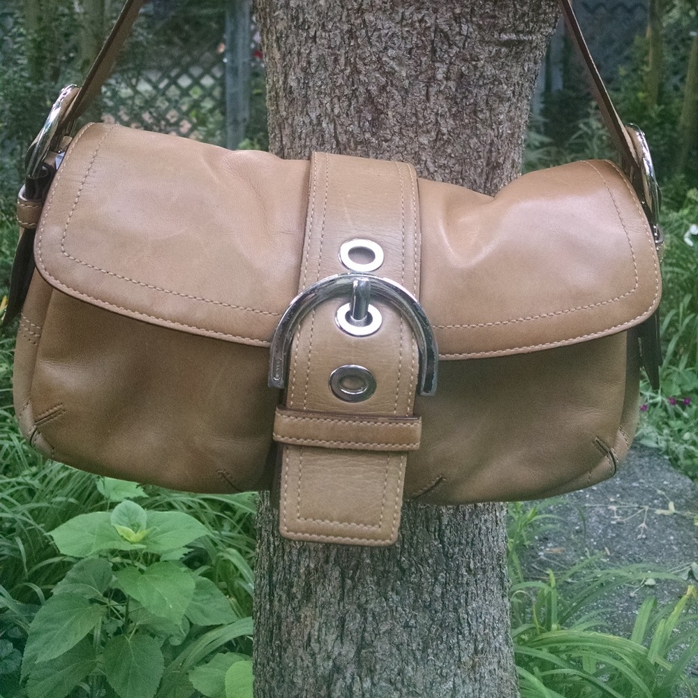 Coach shoulder bag